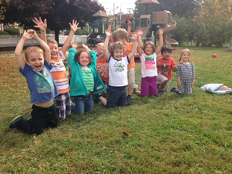 Montessori Discovery Camp Happy Children